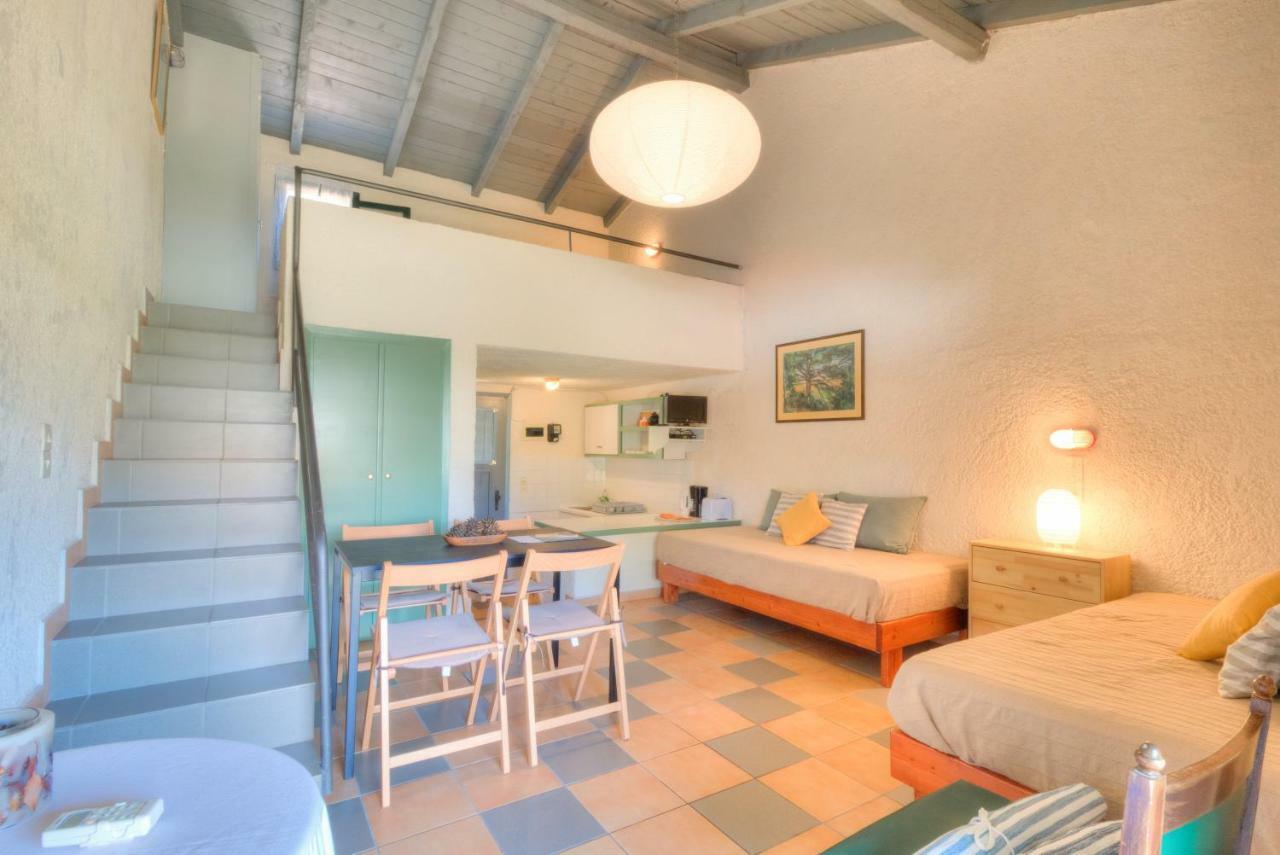 Lefkes Apartments 2 阿查拉维 外观 照片