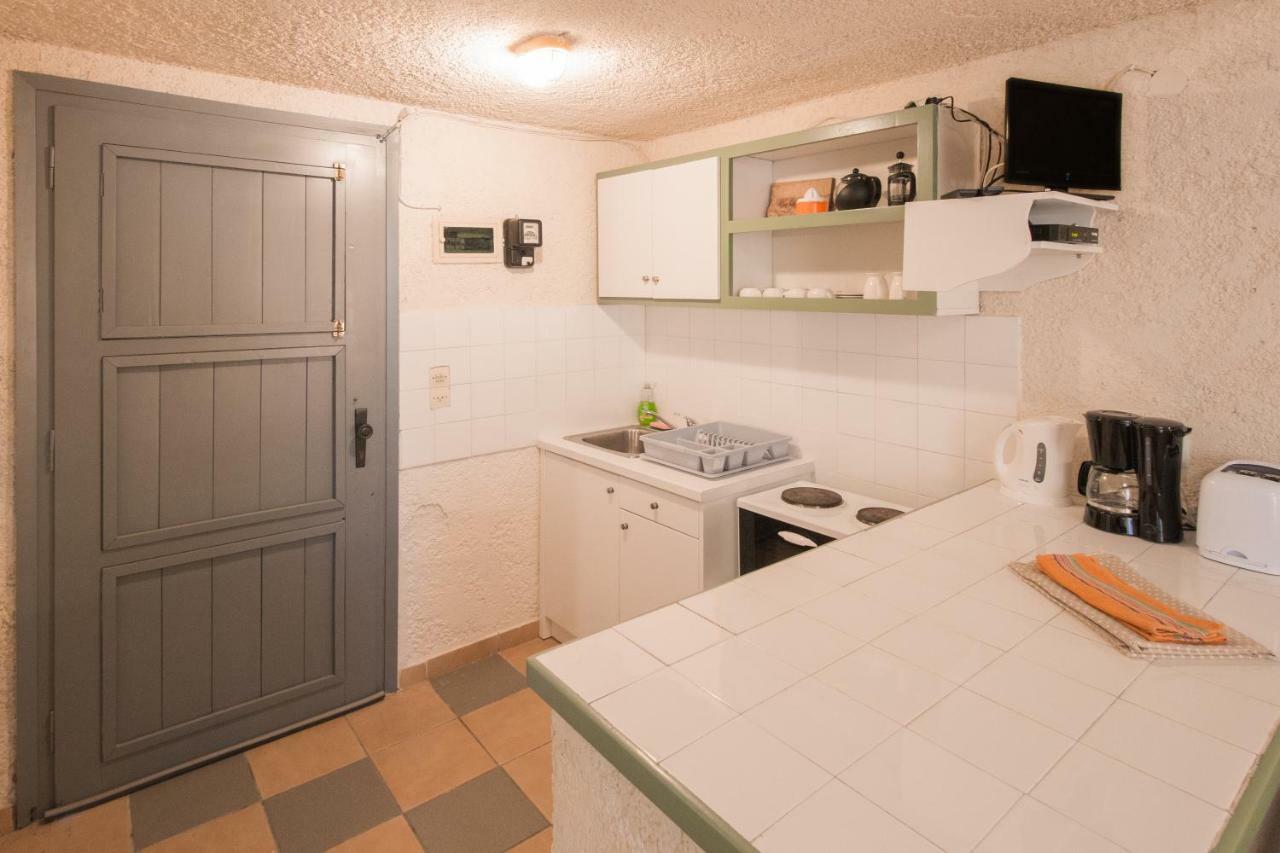 Lefkes Apartments 2 阿查拉维 外观 照片